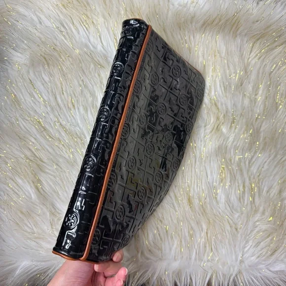 Tory Burch Black Clutch with Brown Logo Trim - Picture 8 of 9